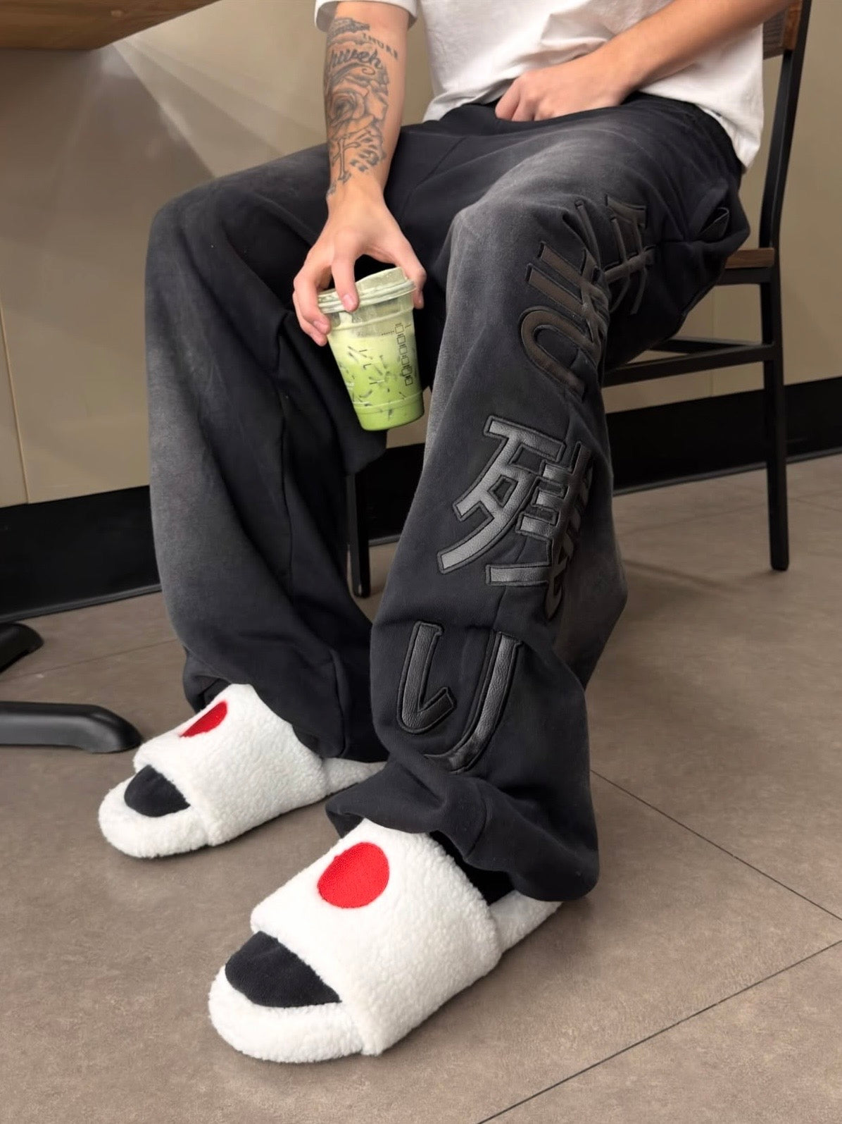 Japan “Lounge” Slides
