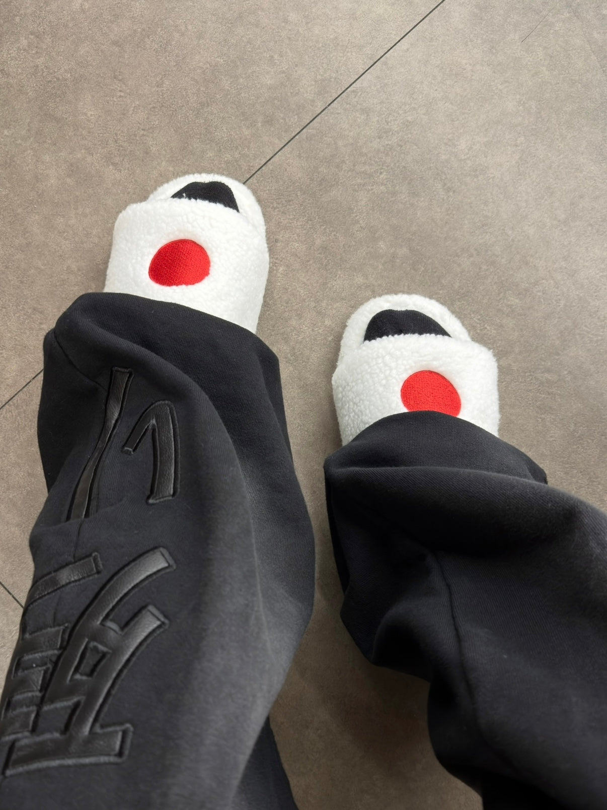 “Japan” Lounge slides (LIMITED PRE-ORDER)